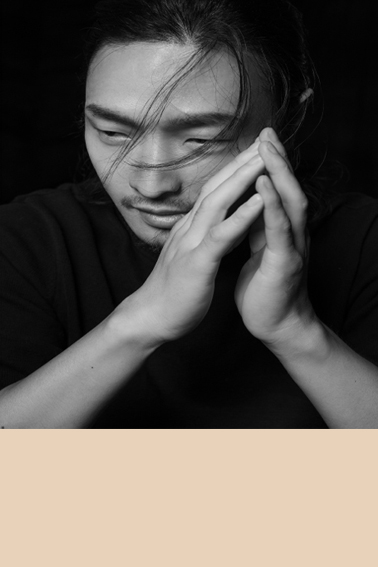 工布江達高浮雕和淺浮雕在色彩上有什么差異？